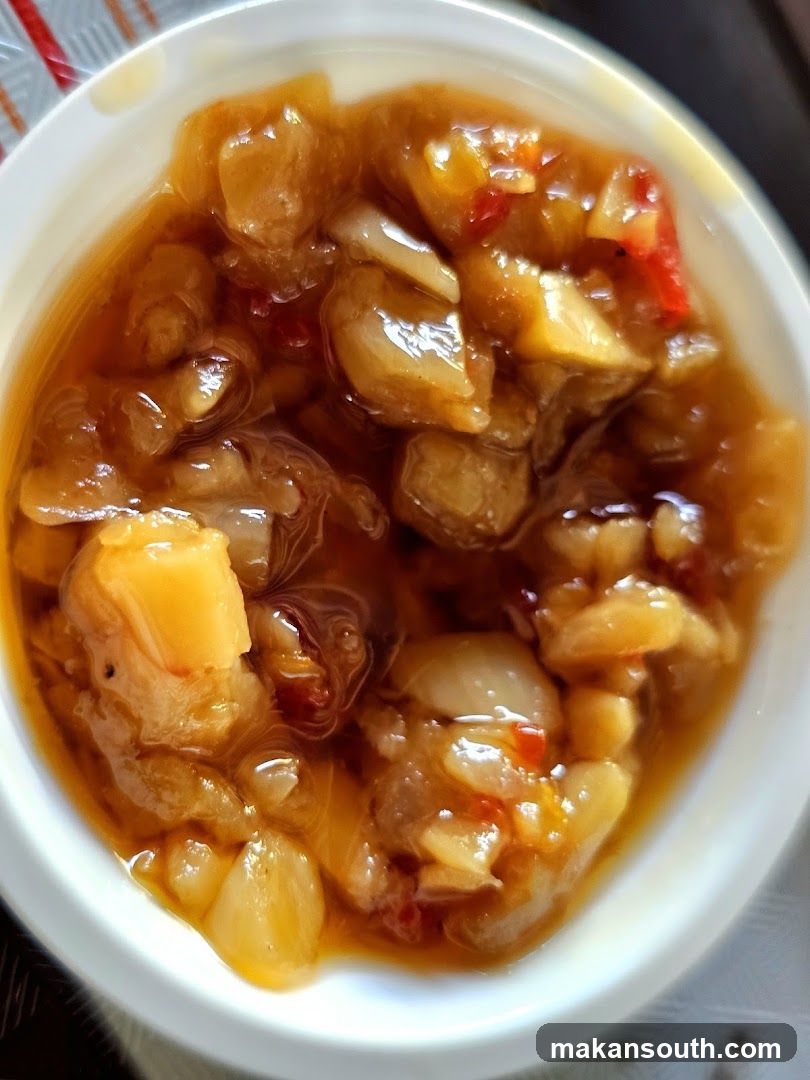 Stir-fried Diced Meat with Sauce