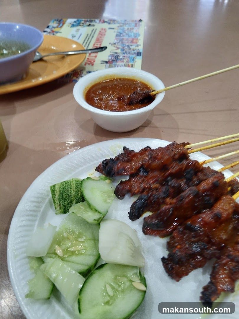 Sate with Cucumber and Sauce