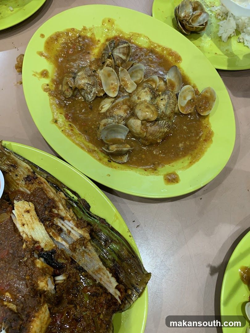 Clam Curry and Grilled Fish Dish