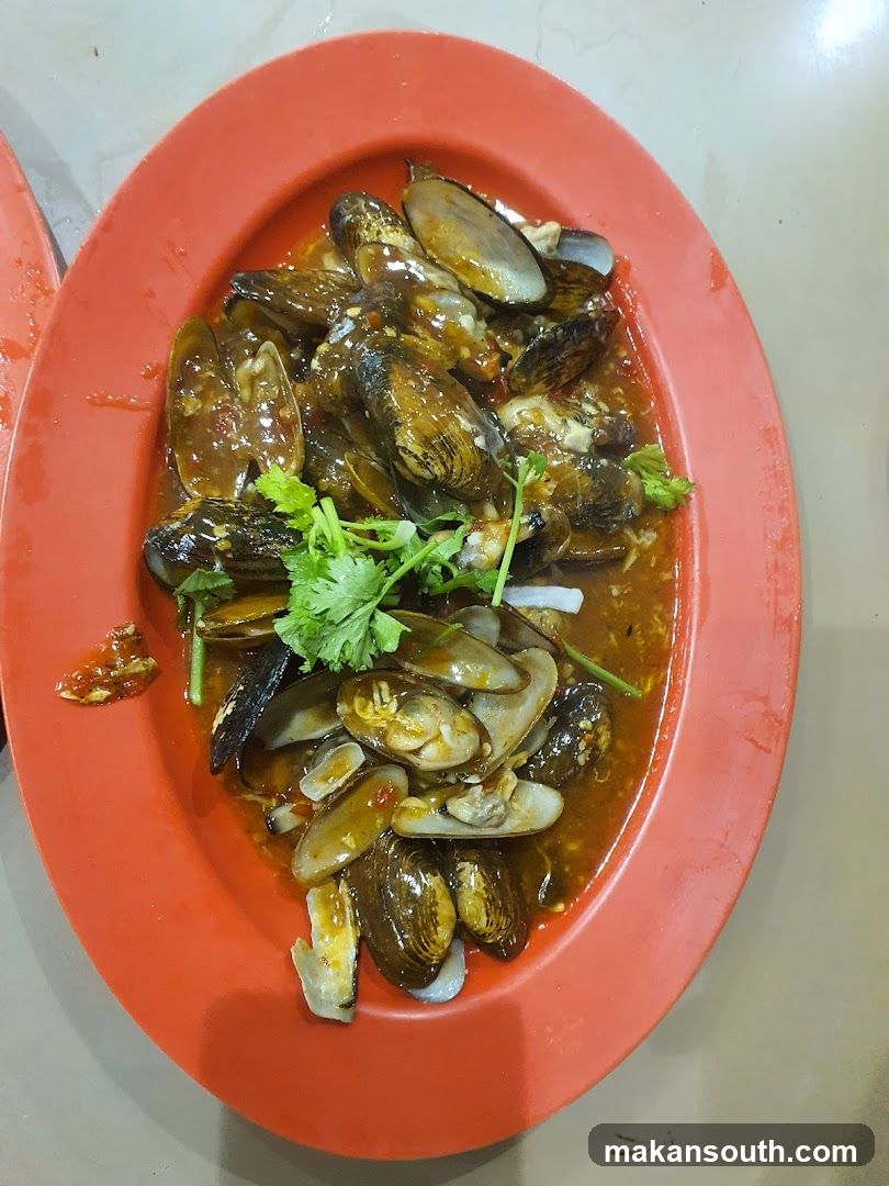 Sauced Clams with Cilantro