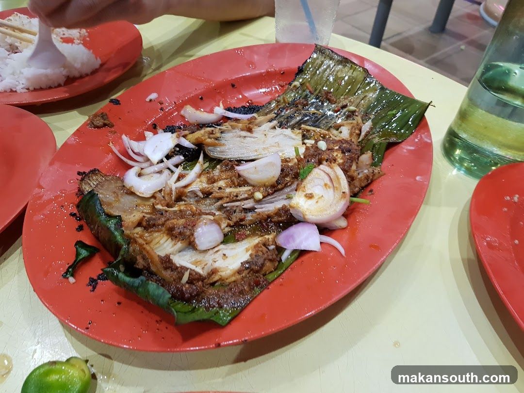 Grilled Fish with Spices and Onions