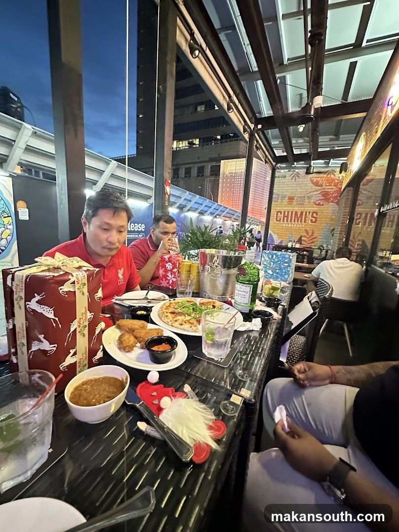 Dining at Chimi's