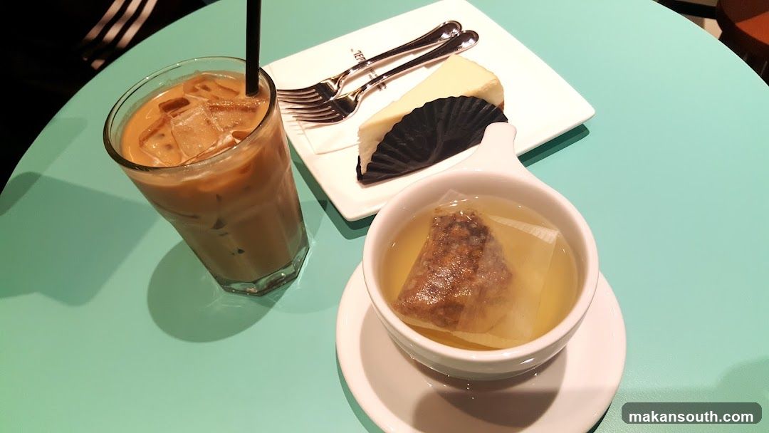 Iced Coffee and Dessert Set