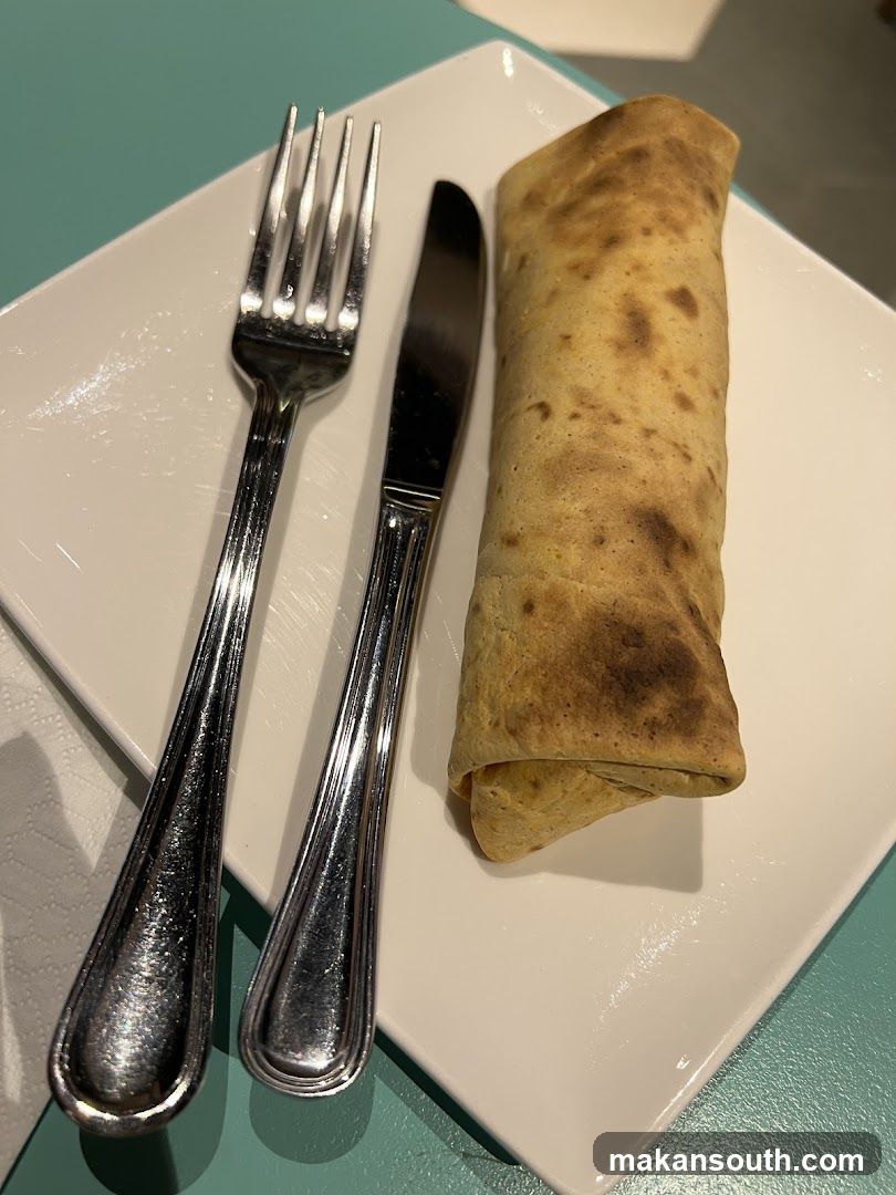 Folded Crepe with Cutlery