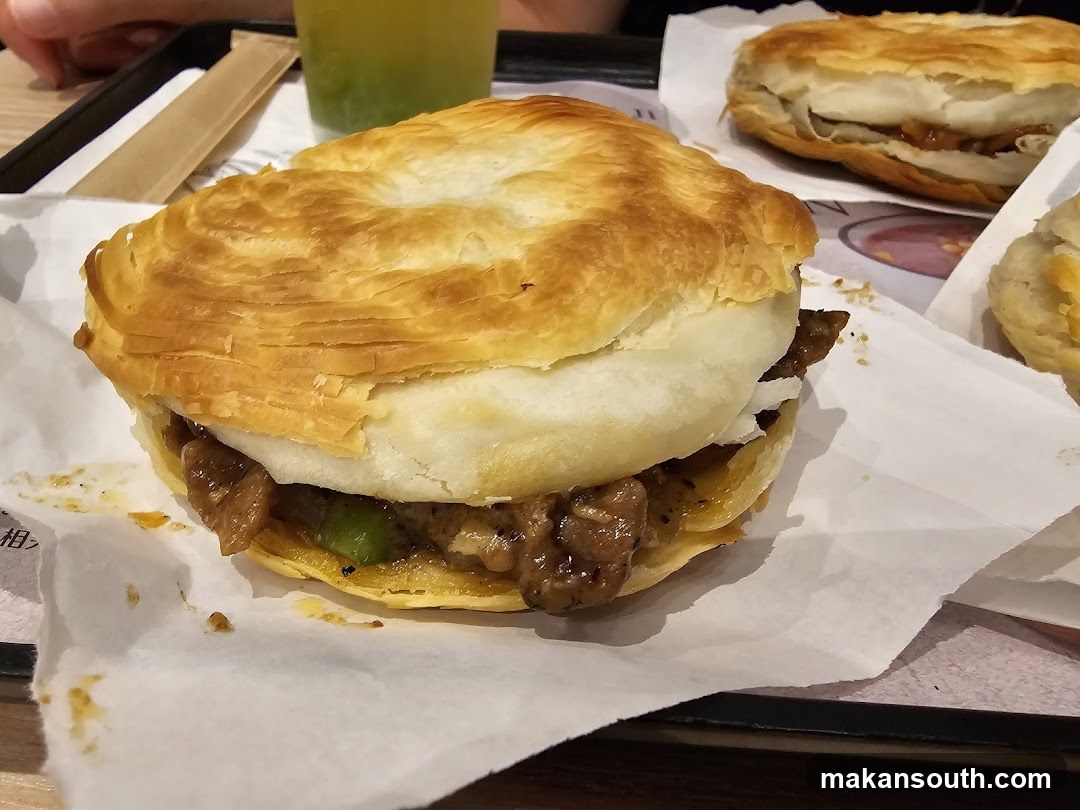 Flaky Meat Sandwich