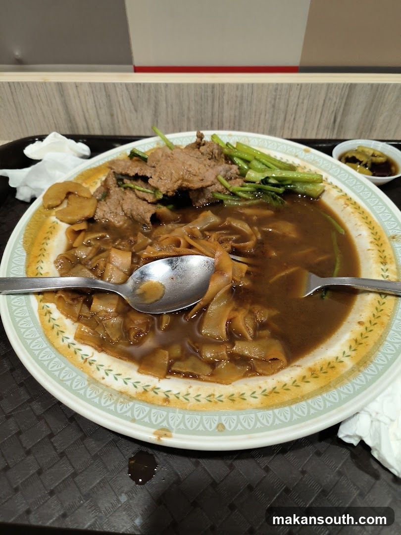 Noodle Dish with Meat and Vegetables