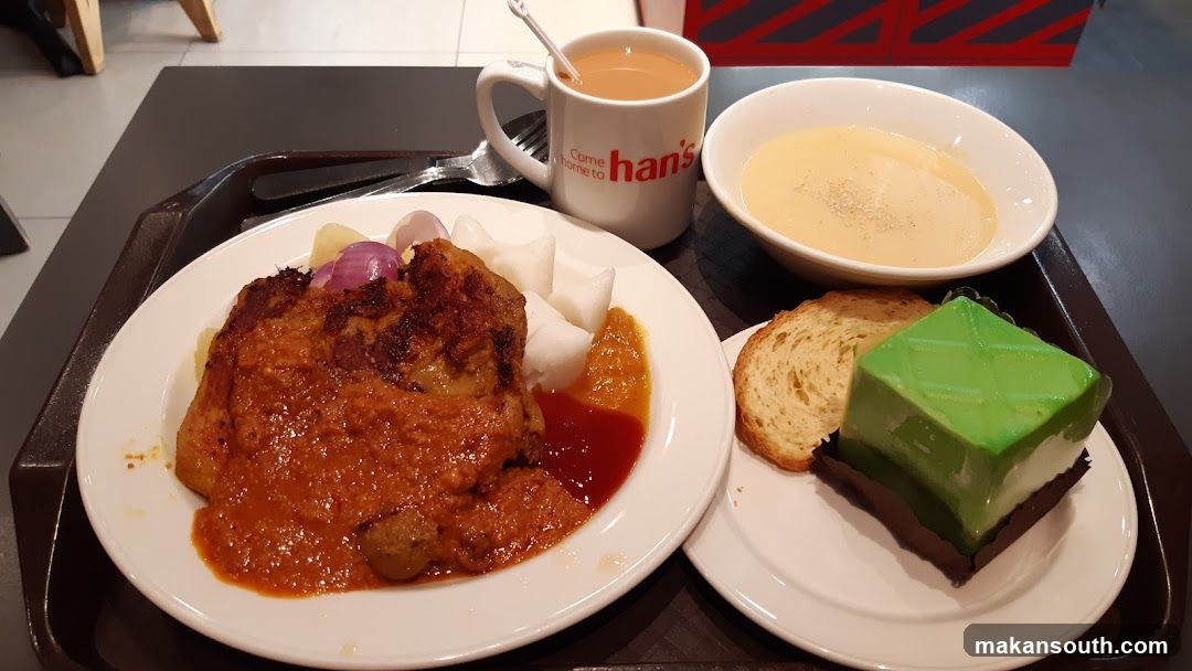 Food Tray with Curry, Soup and Dessert