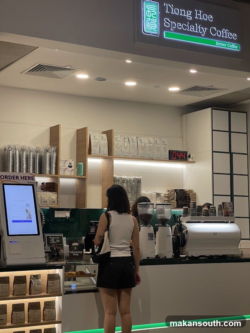Tiong Hoe Specialty Coffee Interior