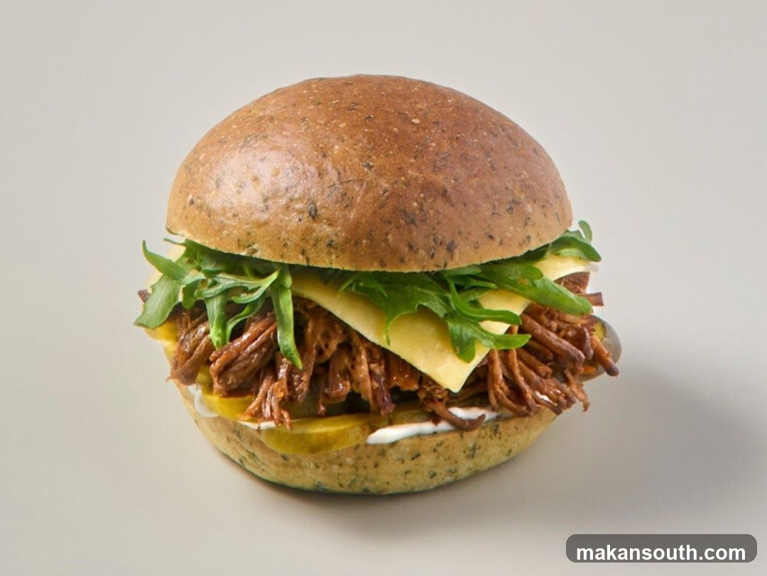 Pulled Meat Sandwich