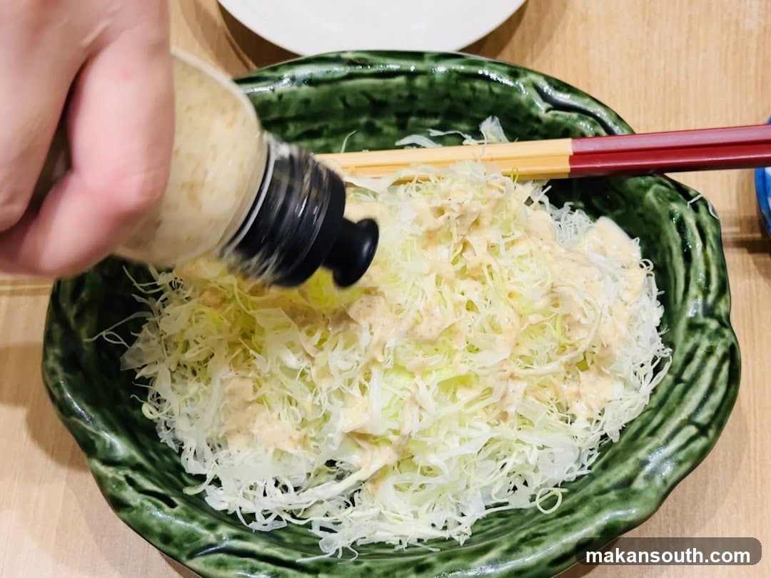 Nori Zushi with Sauce Being Drizzled