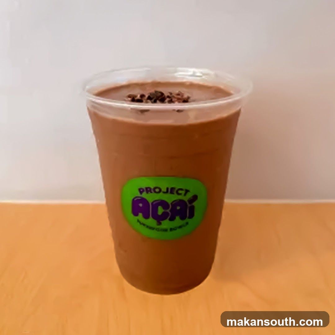 Açaí drink in cup