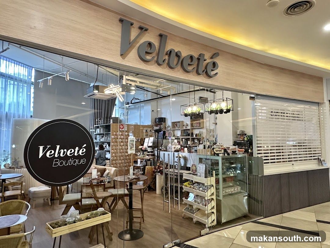 Velveté Boutique Cafe & Nails