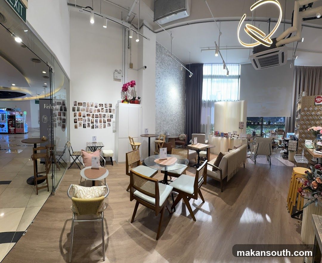 Velveté Boutique Cafe & Nails