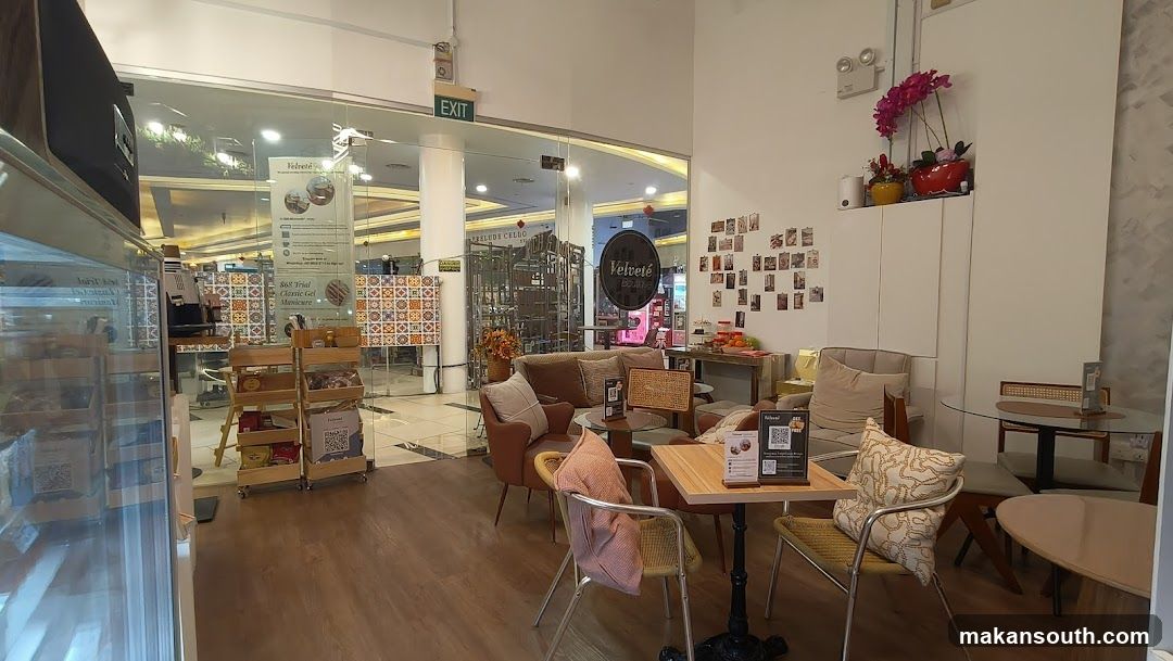 Velveté Boutique Cafe & Nails
