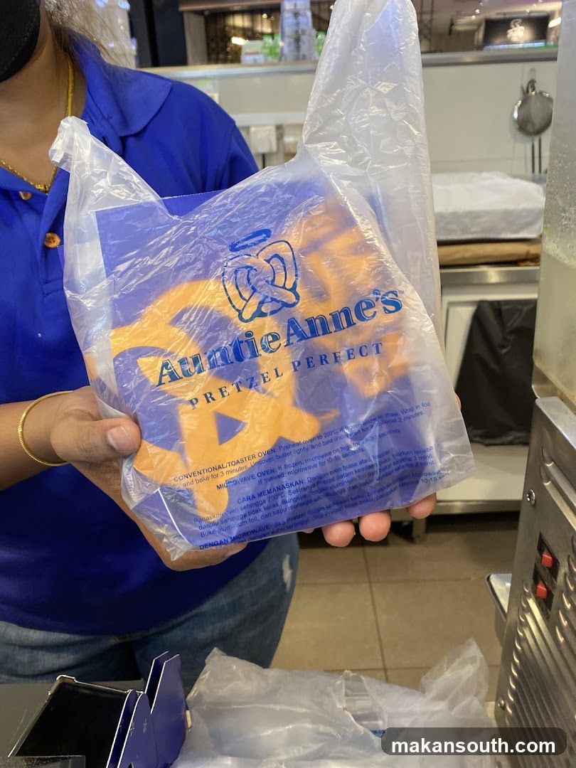 Auntie Anne's Pretzel Perfect Bag