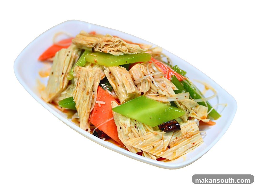 Stir-fried Tofu Skin with Vegetables