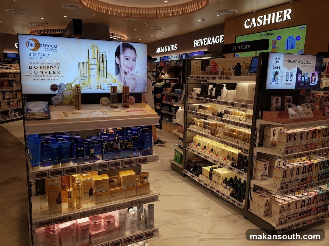 Beauty Store Interior Display