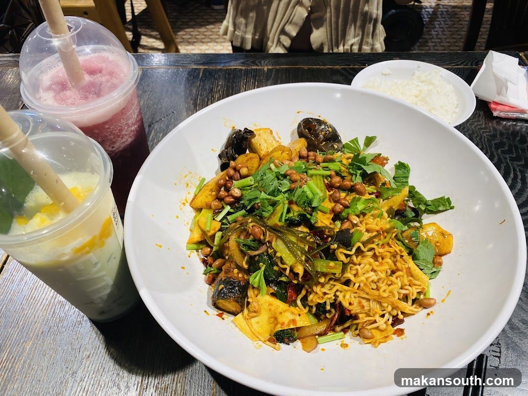 Spicy Ramen Bowl with Side Drinks