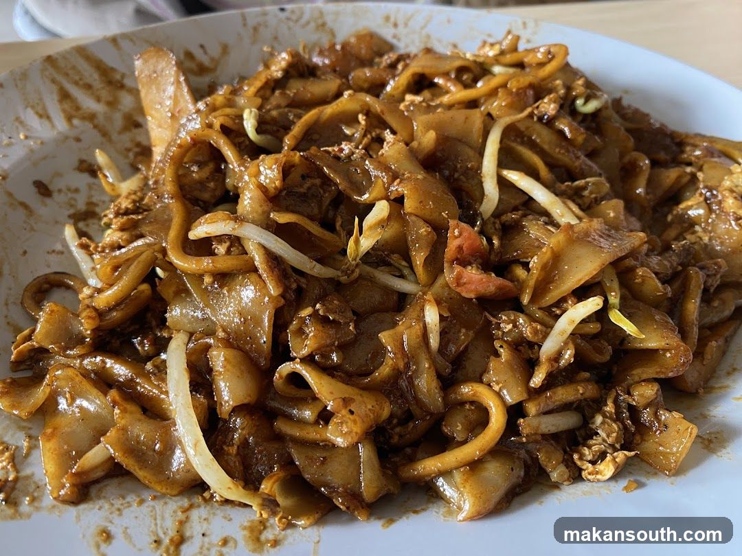 Stir-fried Noodles with Toppings