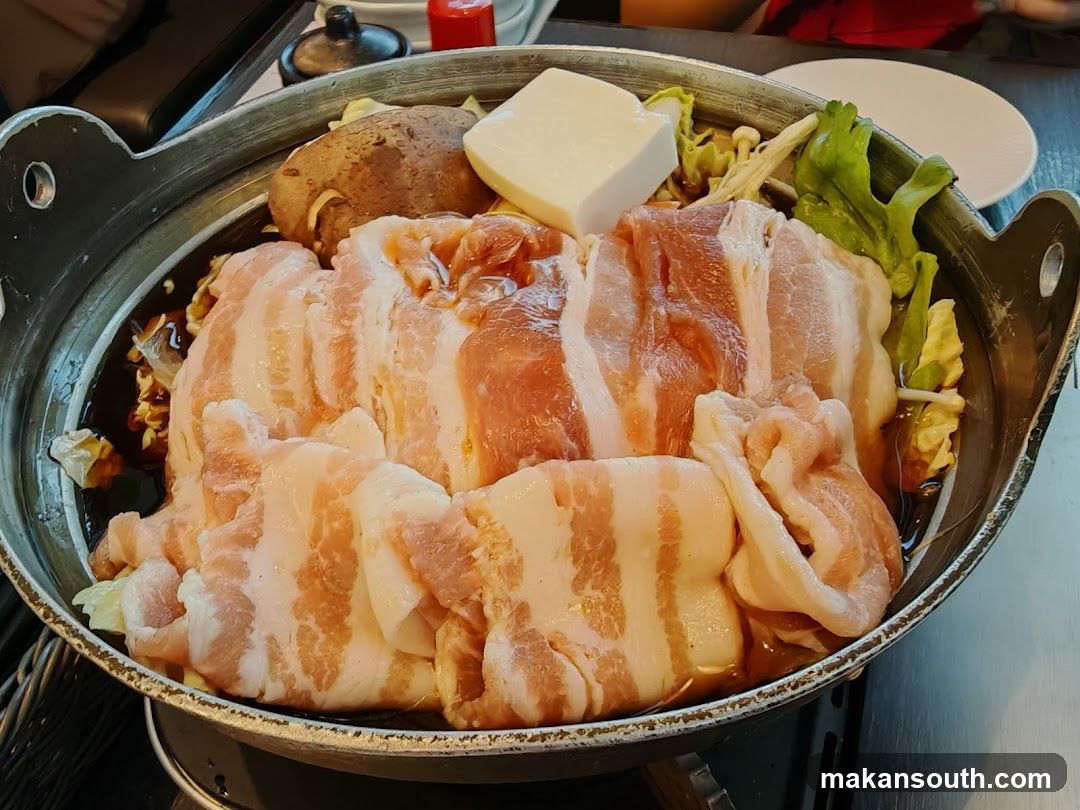 Hot Pot with Raw Meat and Vegetables