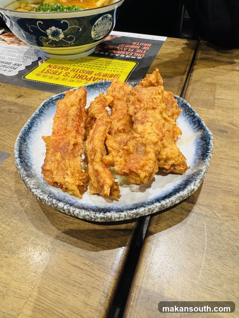 Fried Shrimp Tempura with Ramen Bowl
