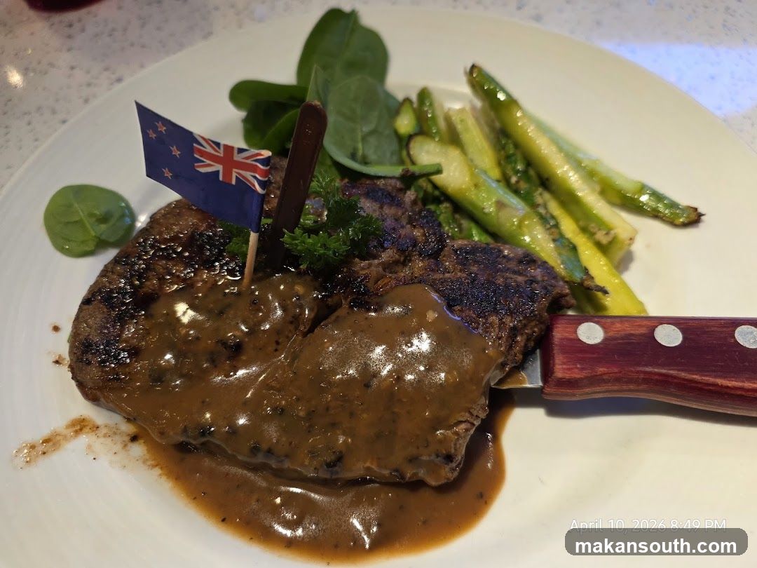 Grilled Steak with Asparagus and Spinach