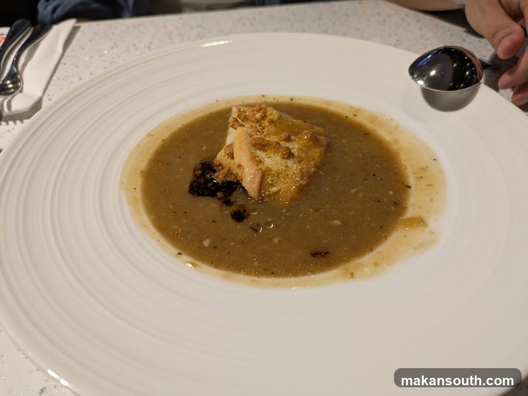 Soup with Crouton