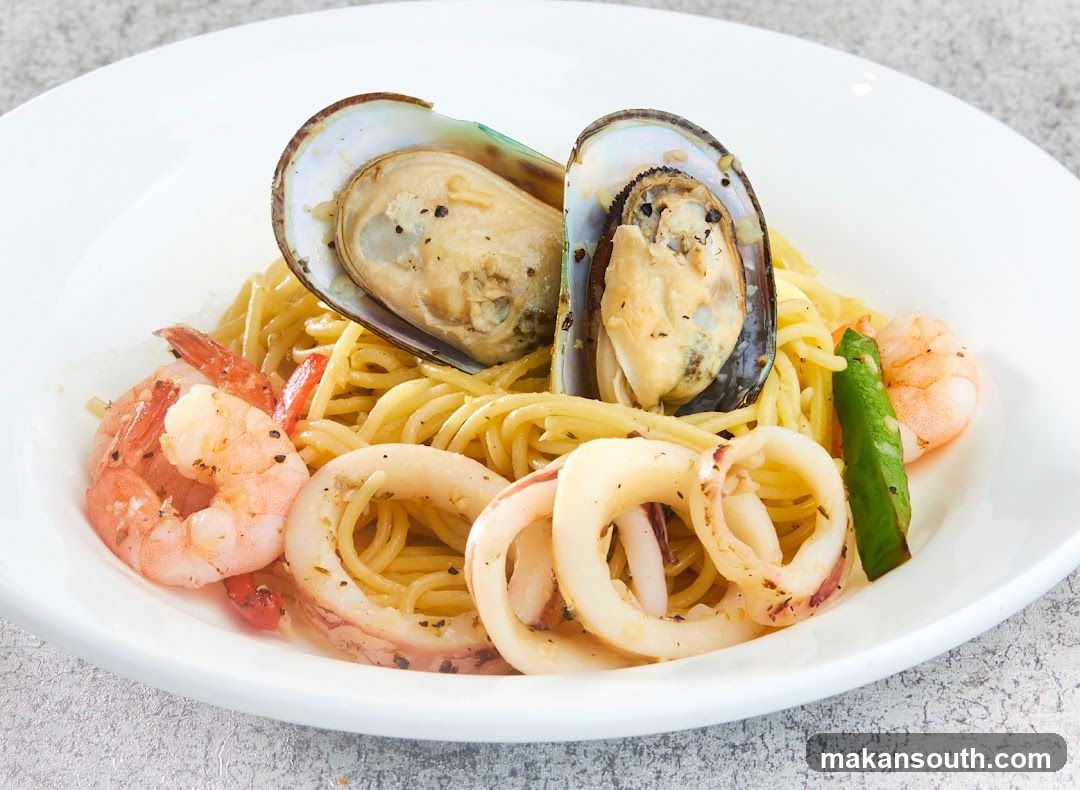 Seafood Pasta with Mussels and Shrimp