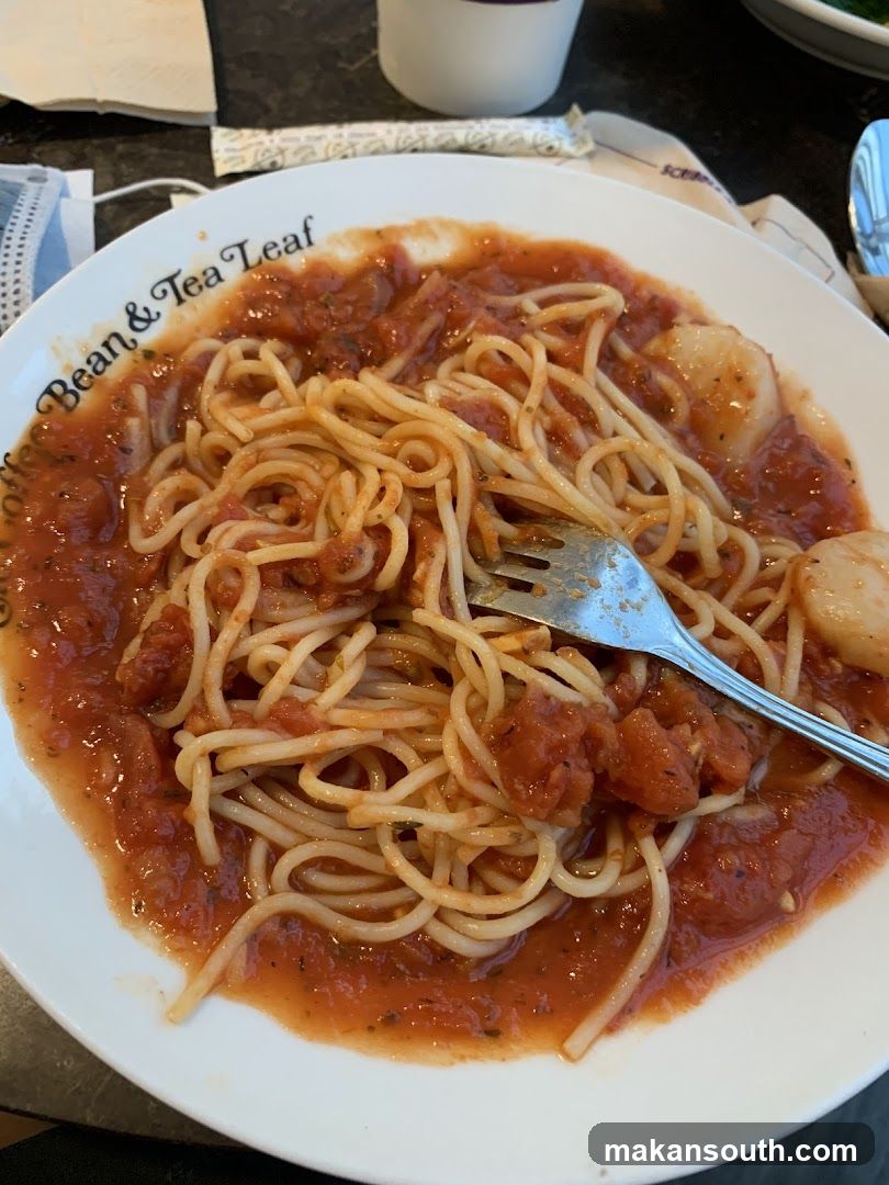 Spaghetti with Tomato Sauce and Shrimp