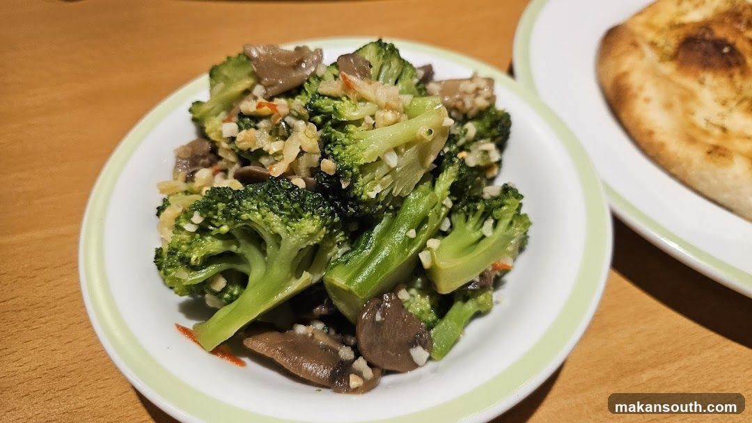 Broccoli and Mushroom Stir Fry