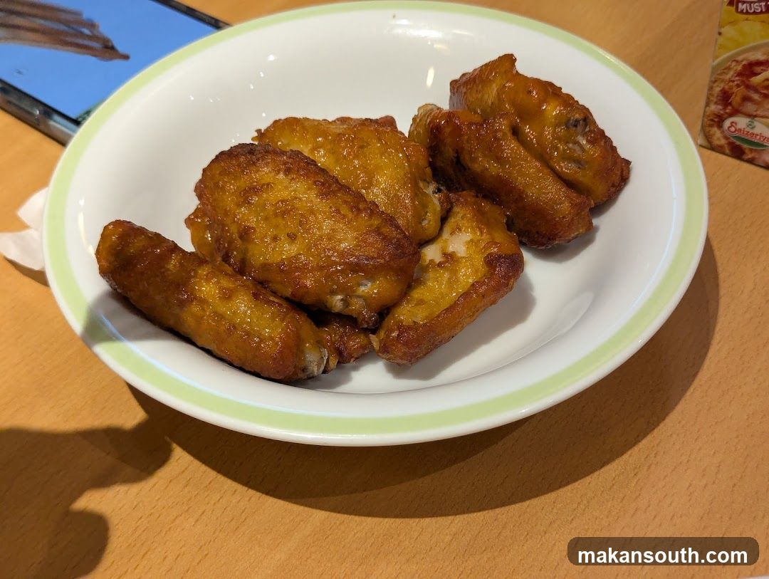 Bowl of Fried Chicken Wings