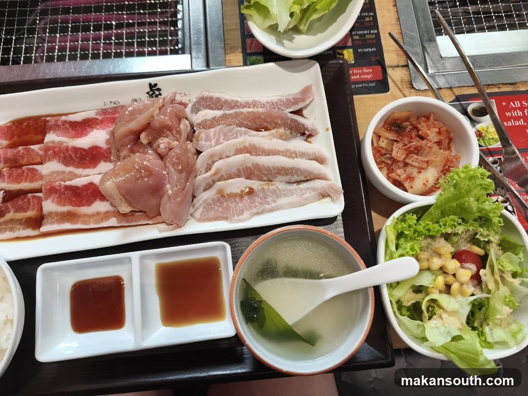 Japanese BBQ TORA Alexandra