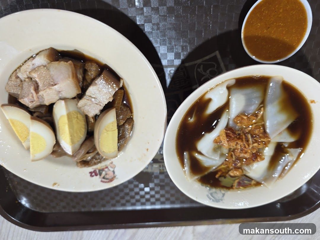Noodle and Meat Dish with Sauce