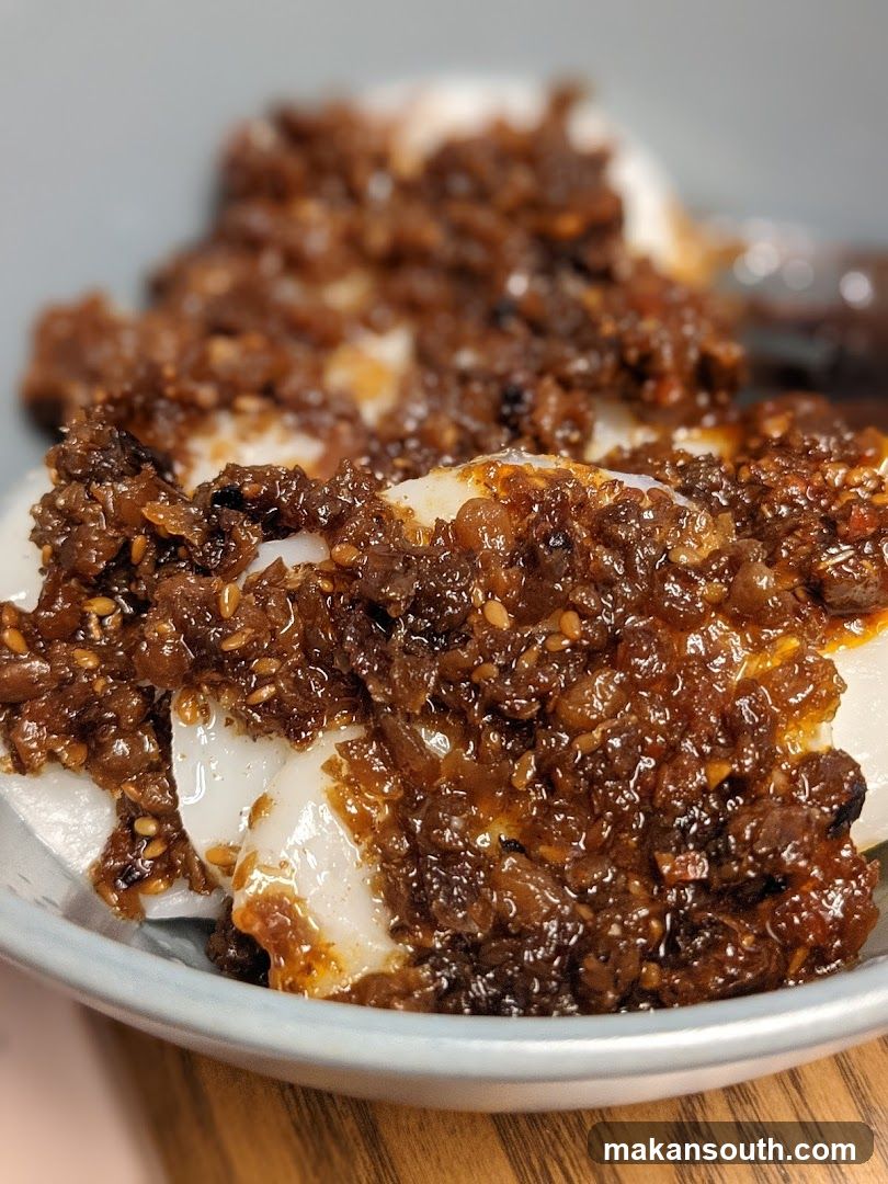 Dish with minced topping
