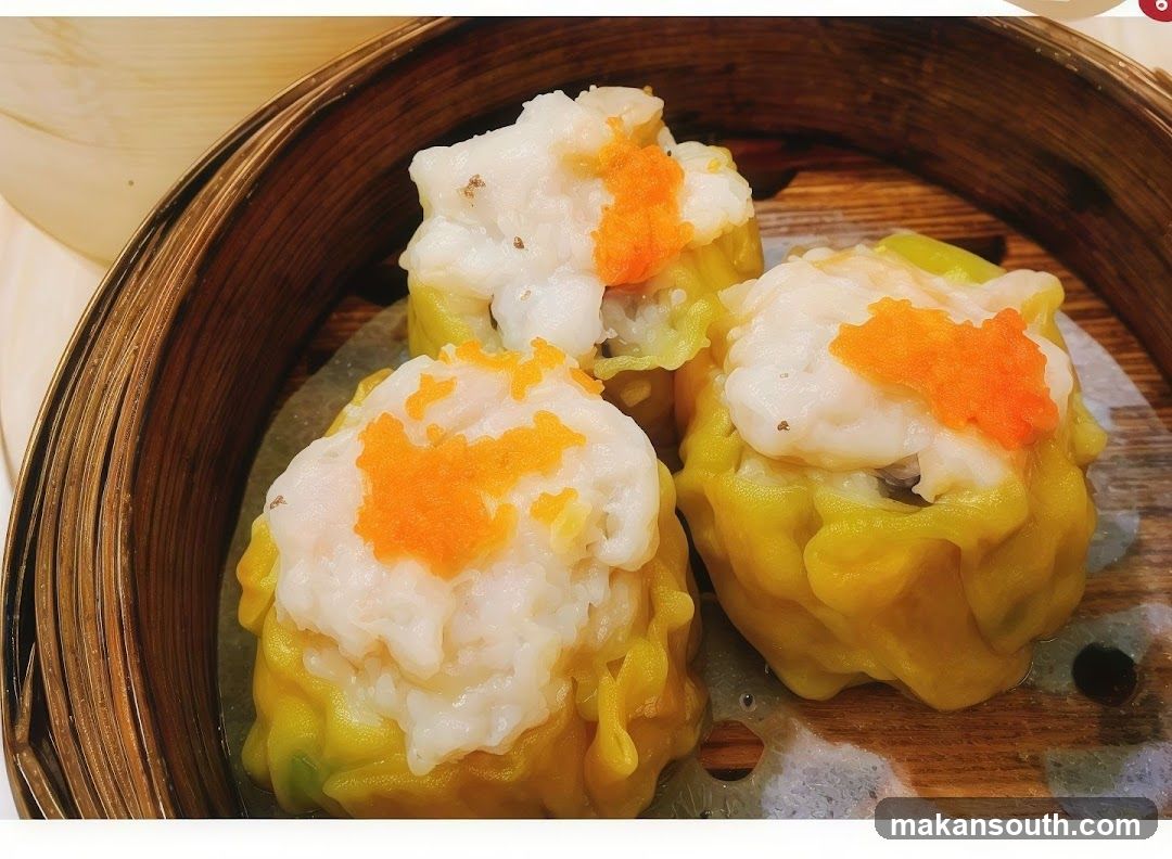 Steamed Dumplings in Bamboo Steamer
