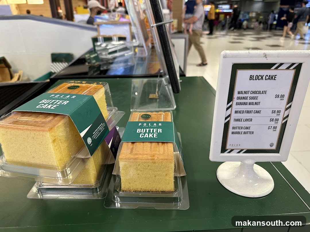 Polar Butter Cake Display