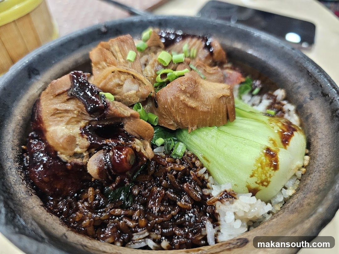 Claypot Rice with Braised Pork and Bok Choy