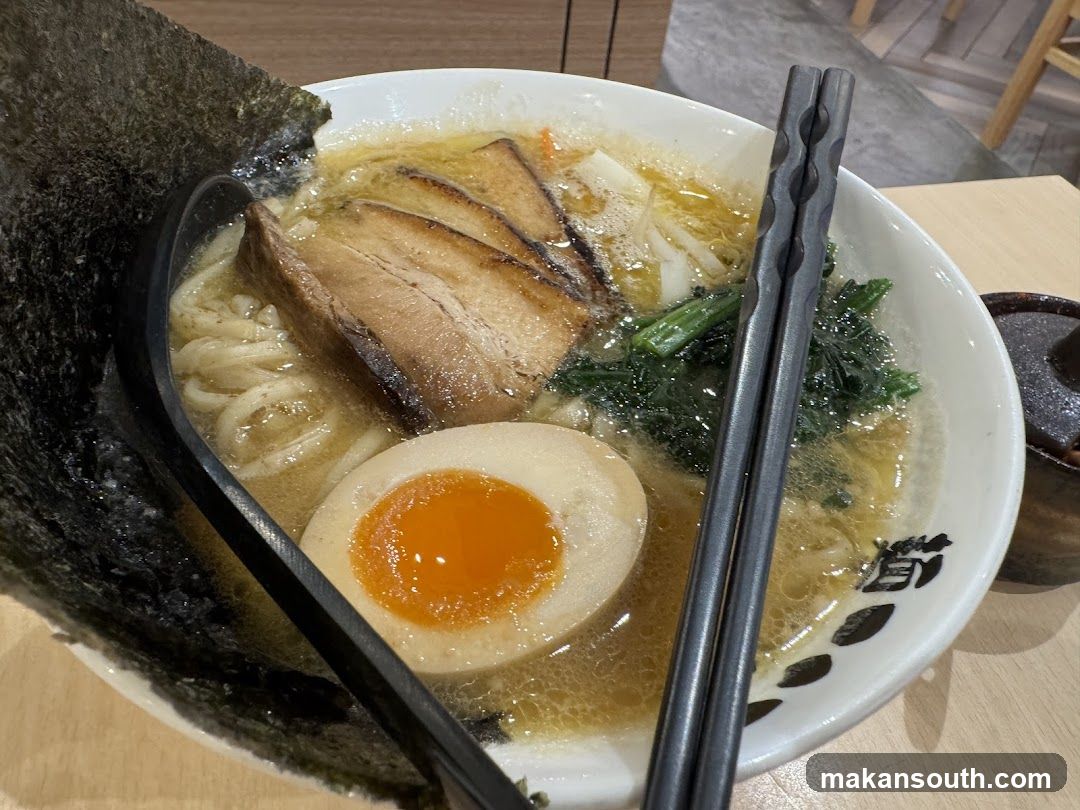 Menya Kokoro Mazesoba Ramen and Izakaya 100AM