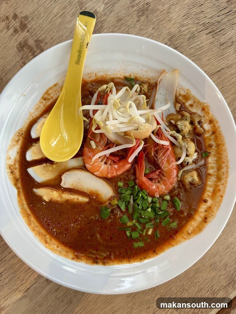 Spicy Noodle Bowl with Shrimp and Egg
