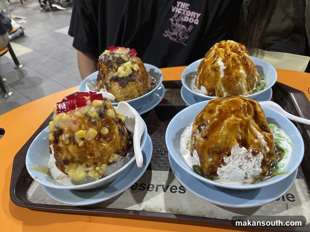 Dessert Bowl Display