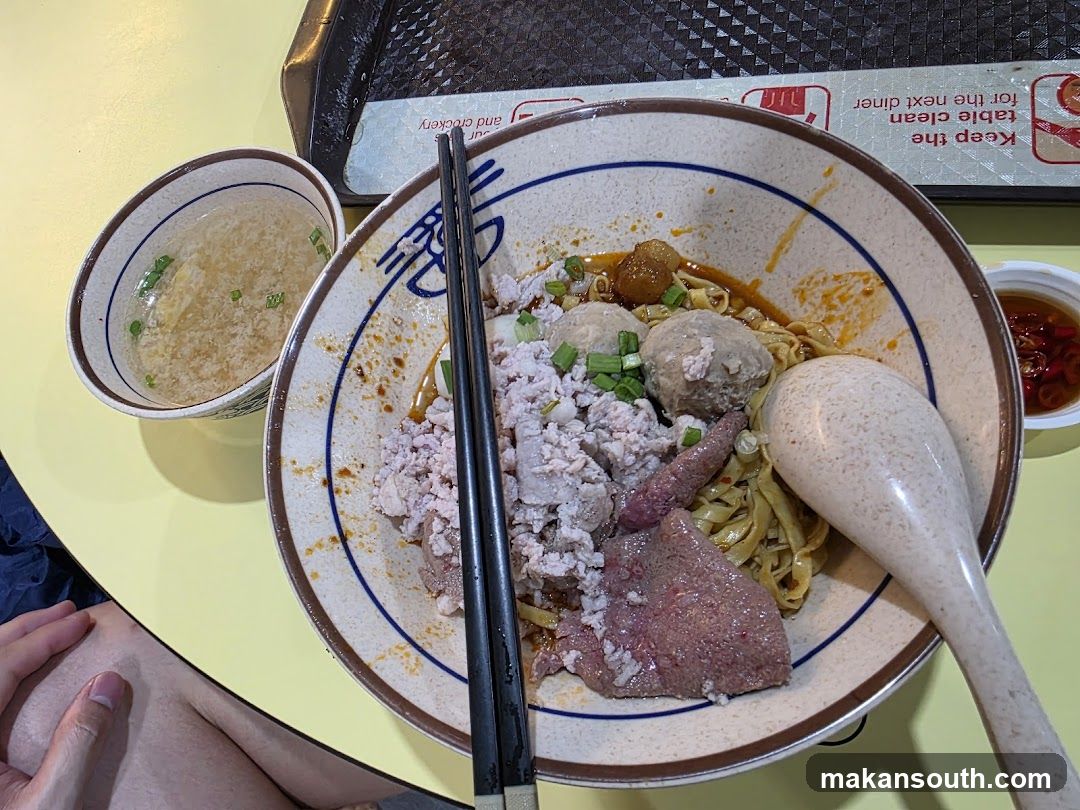 Noodle Bowl with Meatballs and Broth