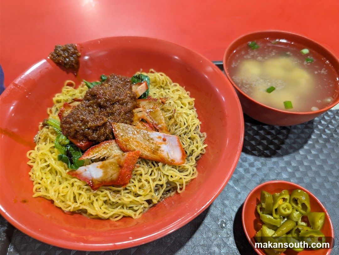 Noodle Dish with Crab and Sauce