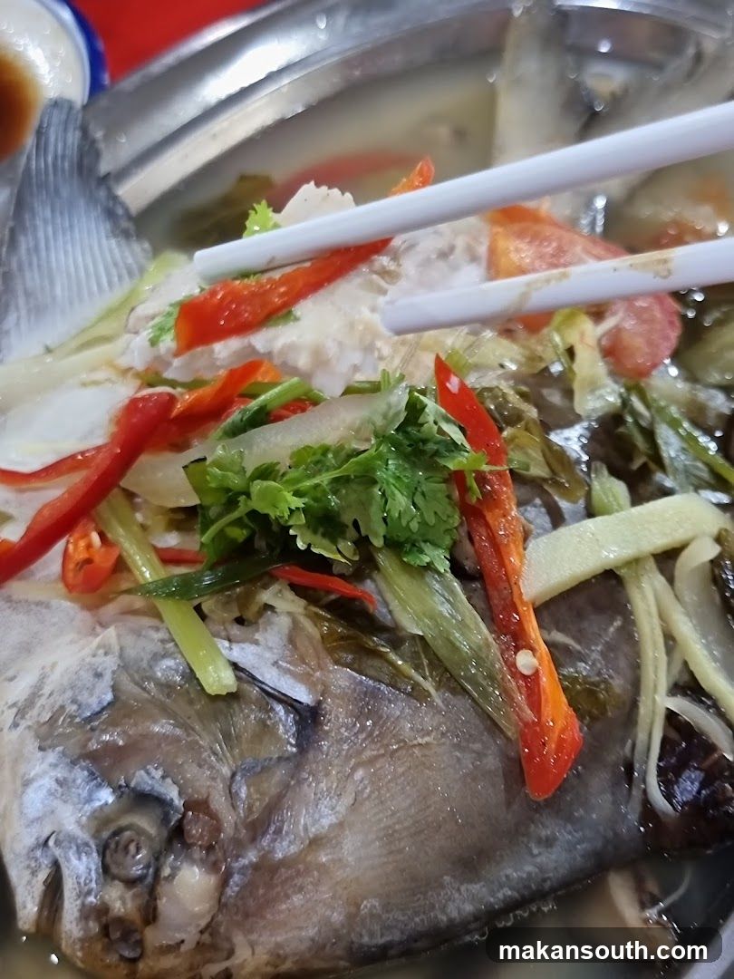 Steamed Fish with Vegetables and Chili