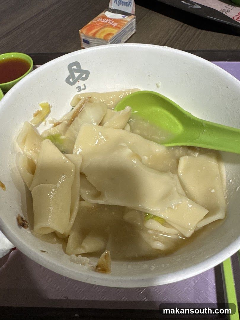 Lan Xiang Mee Hoon Kuey 兰香面粉果。板面