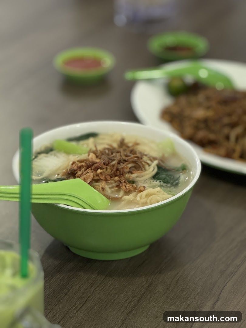 Noodle Soup with Fried Shallots