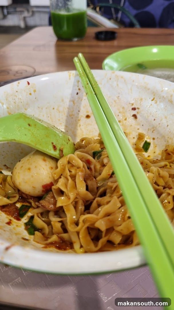 Noodles with Egg and Greens