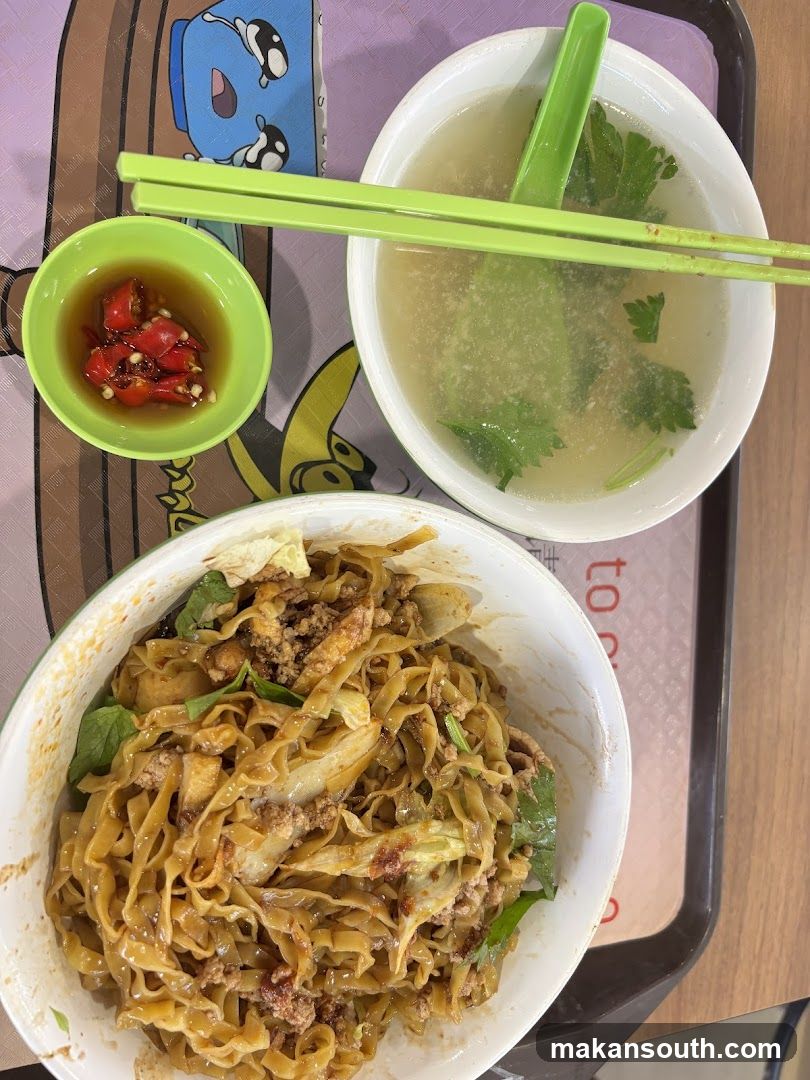 Noodles with Soup and Chili
