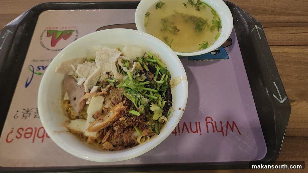 Noodles with soup