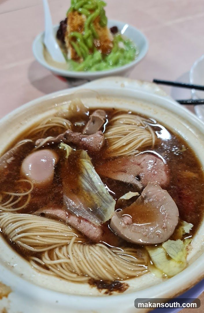 Noodles with Meat and Egg