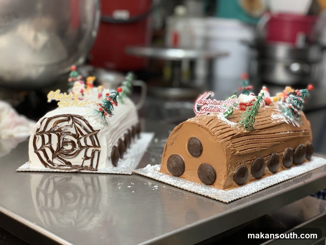 Christmas Log Cakes